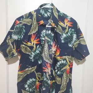 Floral /Hawaiian / tiki button down
